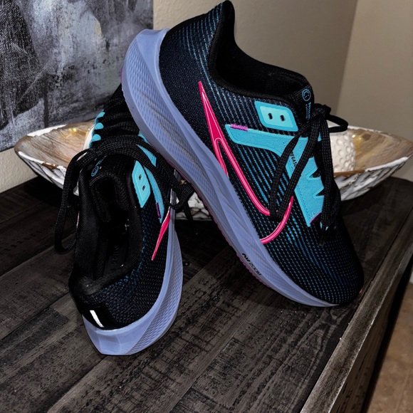 Nike Shoes - Nike Air Zoom Pegasus 40 SE Men's SZ9